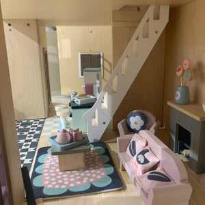 Dolls House Sitting Room Furniture