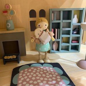 Dolls House Sitting Room Furniture