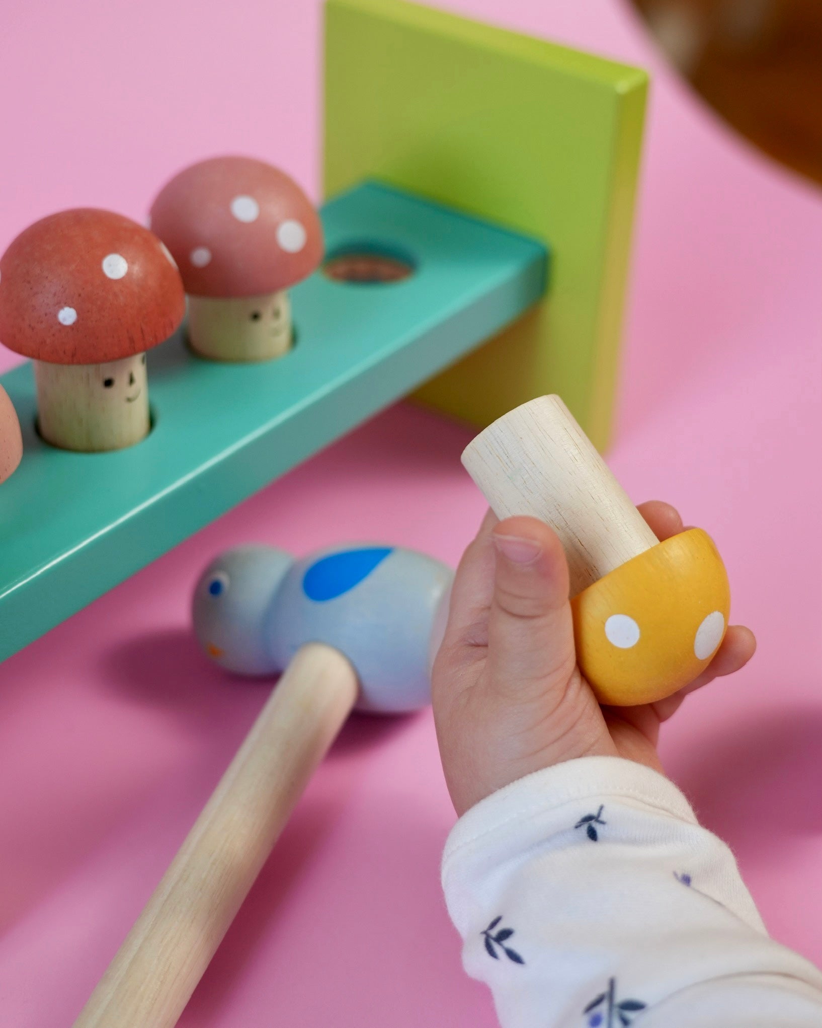 Woodland Hammer Toy
