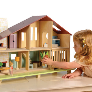 Cedar Chalet (furniture included)