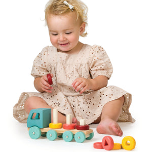 Stacking Peg Truck