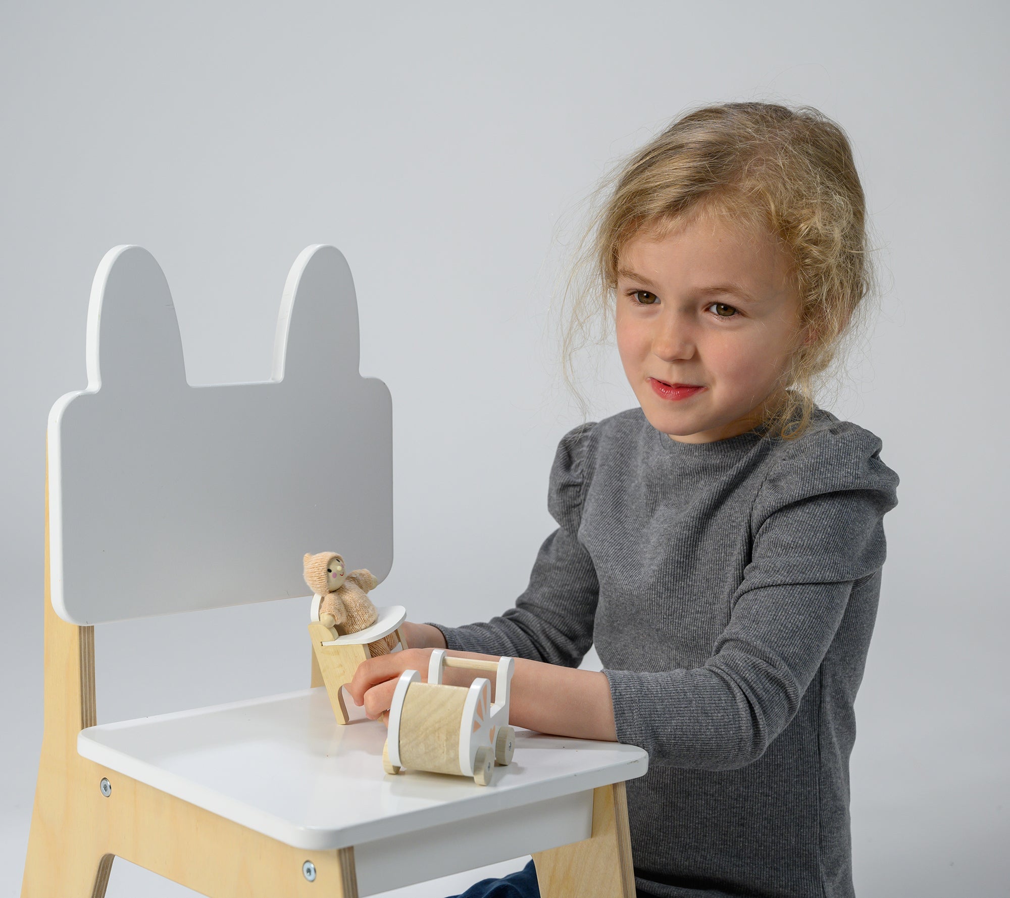 Kid's Rabbit Chair